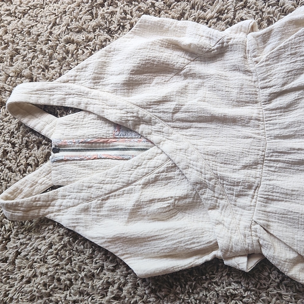 Anthropologie Cream Textured Jumpsuit Womans Size 4 - Picture 2 of 10